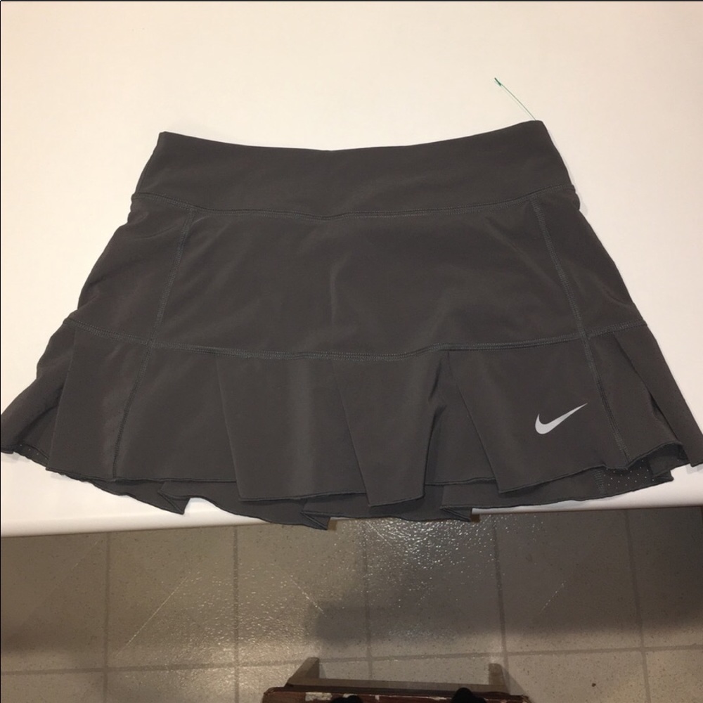 Nike Gray Pleated Tennis Skirt
